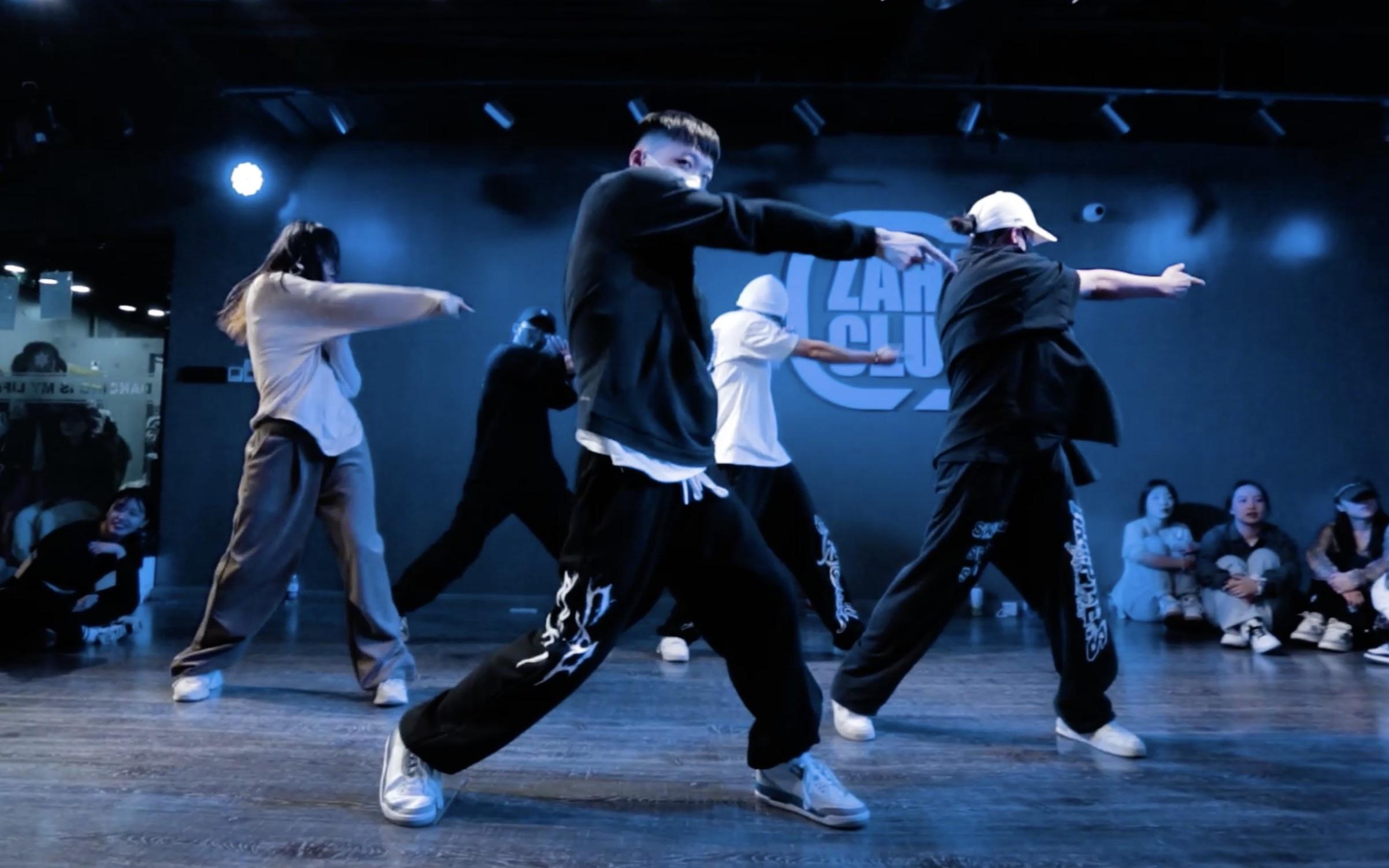 pg游戏-街舞(wǔ)音乐舞(wǔ)曲大全(quán)嗨曲街舞(wǔ)